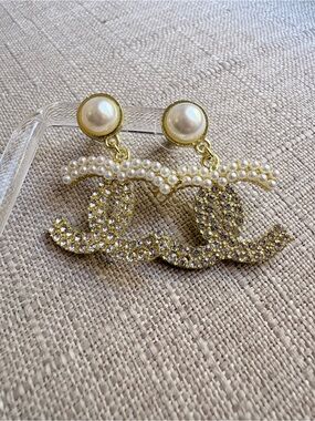 CHANEL Gold and Pearl Crystal CC Drop Earrings